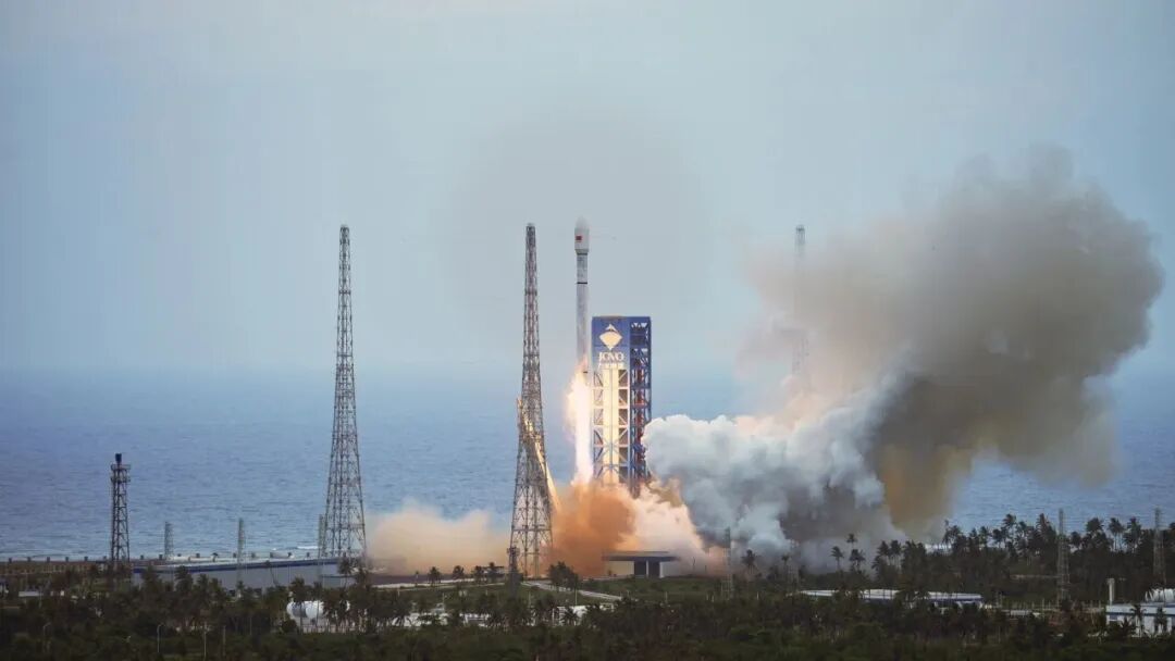 20260617深空动力拉断器助力卫星互联网低轨22组卫星太阳翼和天线成功展开.jpg